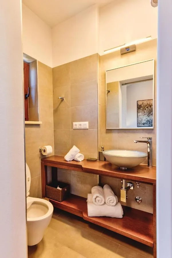 Villa Boky Kastelir